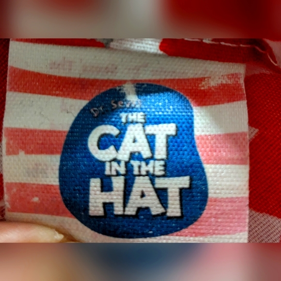 CURTAINS EUC CAT in the HAT        (a pair) - Picture 4 of 6